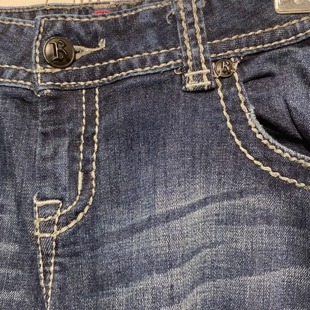 Rock and Roll Cowgirl Women's Blue‎ Embellished Low Rise Jeans Size 33X34